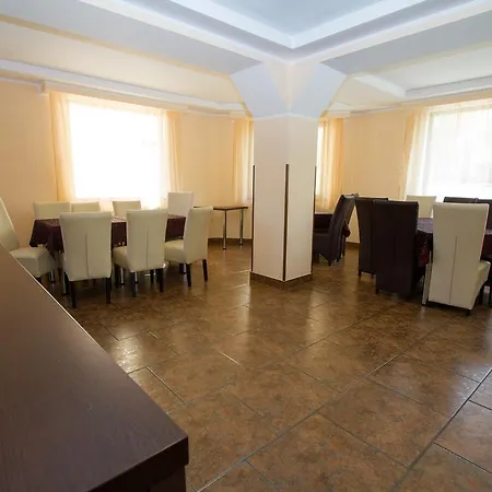 Pensiunea Royal Garden Guest house Simbata de Sus